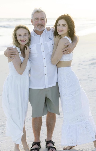 Maggie Hale with her sister and dad.